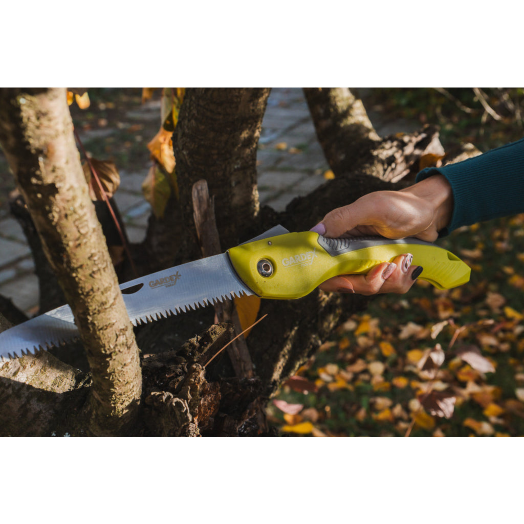 GARDEX Fierăstrău de grădină pliabil FOREST GX FOREST GX este un fierăstrău de grădină pliabil, echipat cu o lamă flexibilă de 210 mm, realizată din oțel japonez SK5,