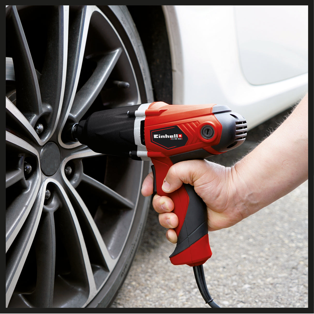 Einhell CC-IW 450 elektromos ütvecsavarozó (450W, 300Nm, billenőkapcsoló az óramutató járásával megegyező/óramutató járásával ellentétes irányú forgáshoz, bitekkel 17/19/21/22 mm-es dugókulcsokhoz)