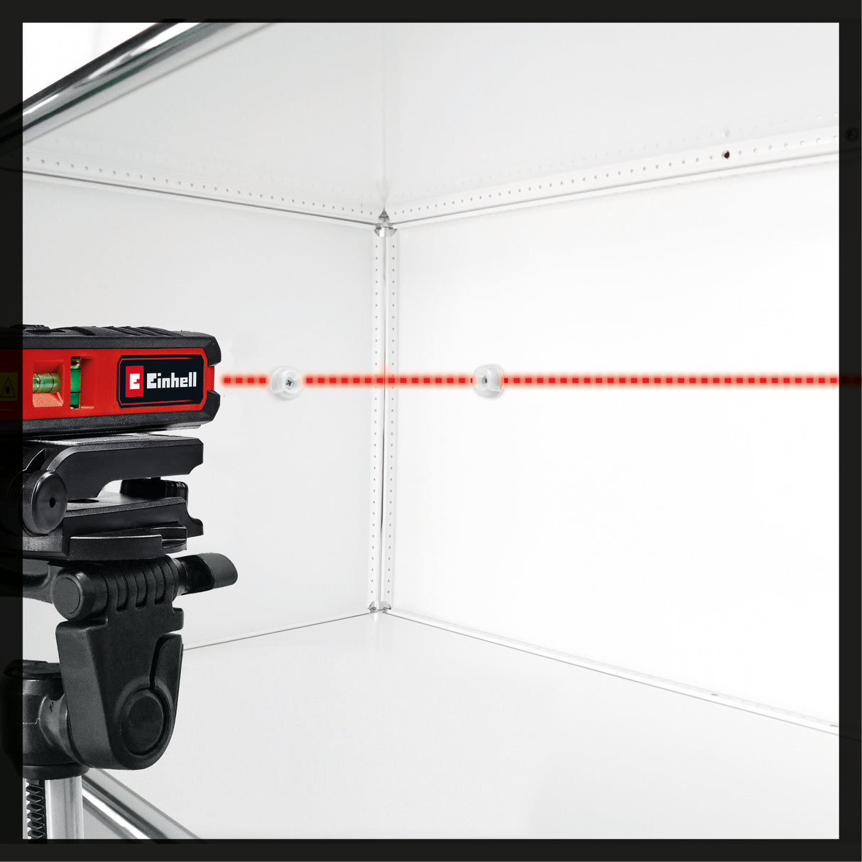 Nivela laser Einhell TC-LL 1, linii orizontale, verticale si diagonale, laser punctual, nivele integrate, prindere moale, incl. suport de perete
