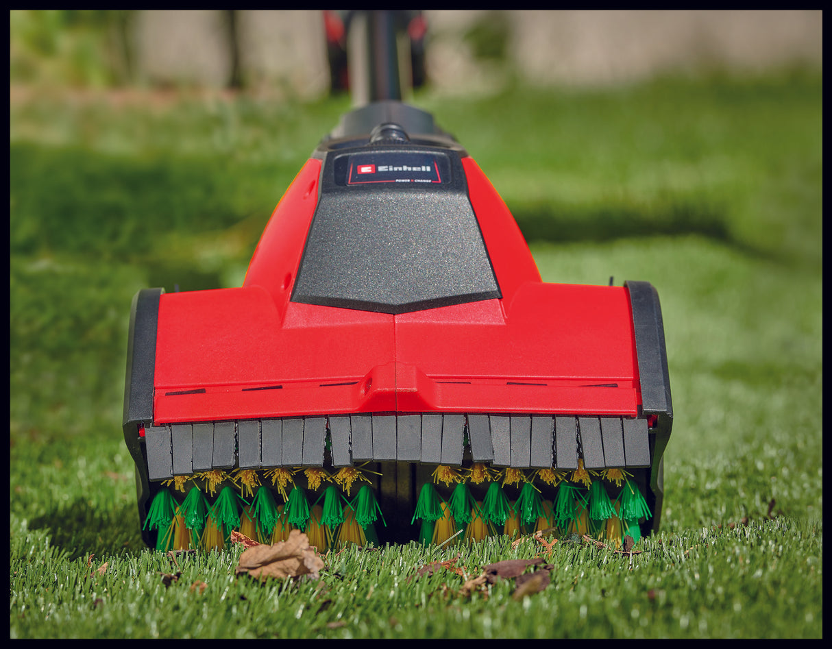 Eredeti Einhell SOFT kefe, tartozék, kompatibilis a PICOBELLA 18/215 akkus tisztítókefével, alkalmas fa, műfű és WPC/BPC felületek tisztítására.