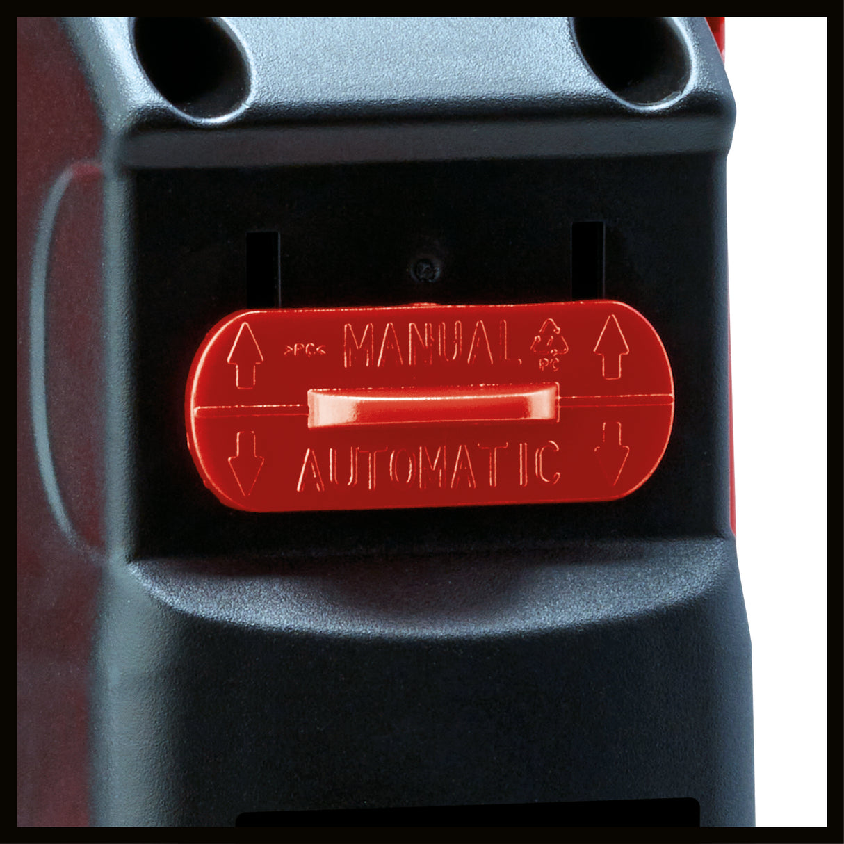 Einhell GC-SP 5511 IF búvárszivattyú, 550 W, univerzális csatlakozó, hordozófogantyú, kézi/automata kapcsoló, áramlási sebesség 11 000 liter óránként