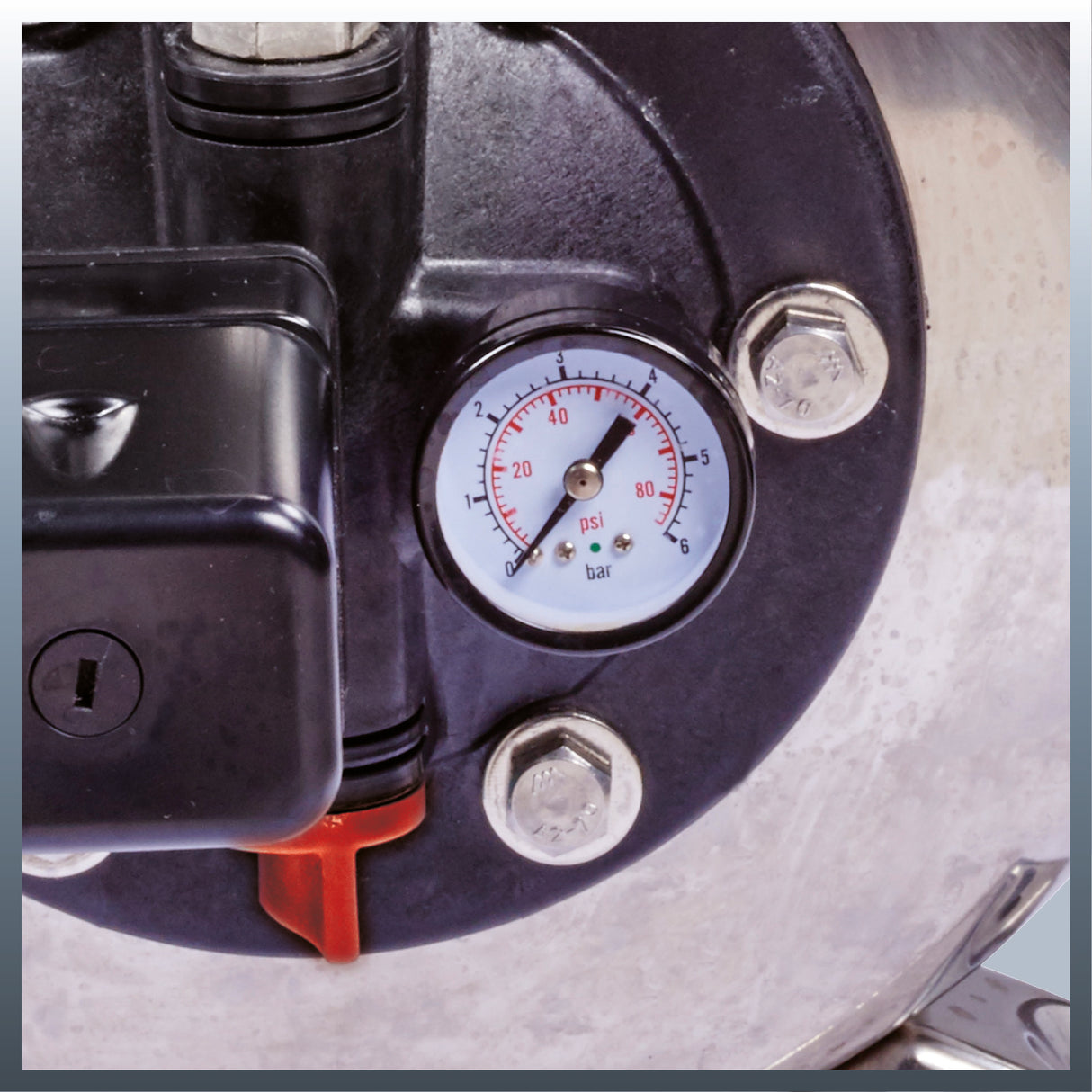 Einhell GC-WW 1250 NN vízszivattyú (1200 W, max. 5 bar, maximális áramlási sebesség 5000 l/h, max. szállítási magasság 50 m, rozsdamentes acél szivattyúház INOX)