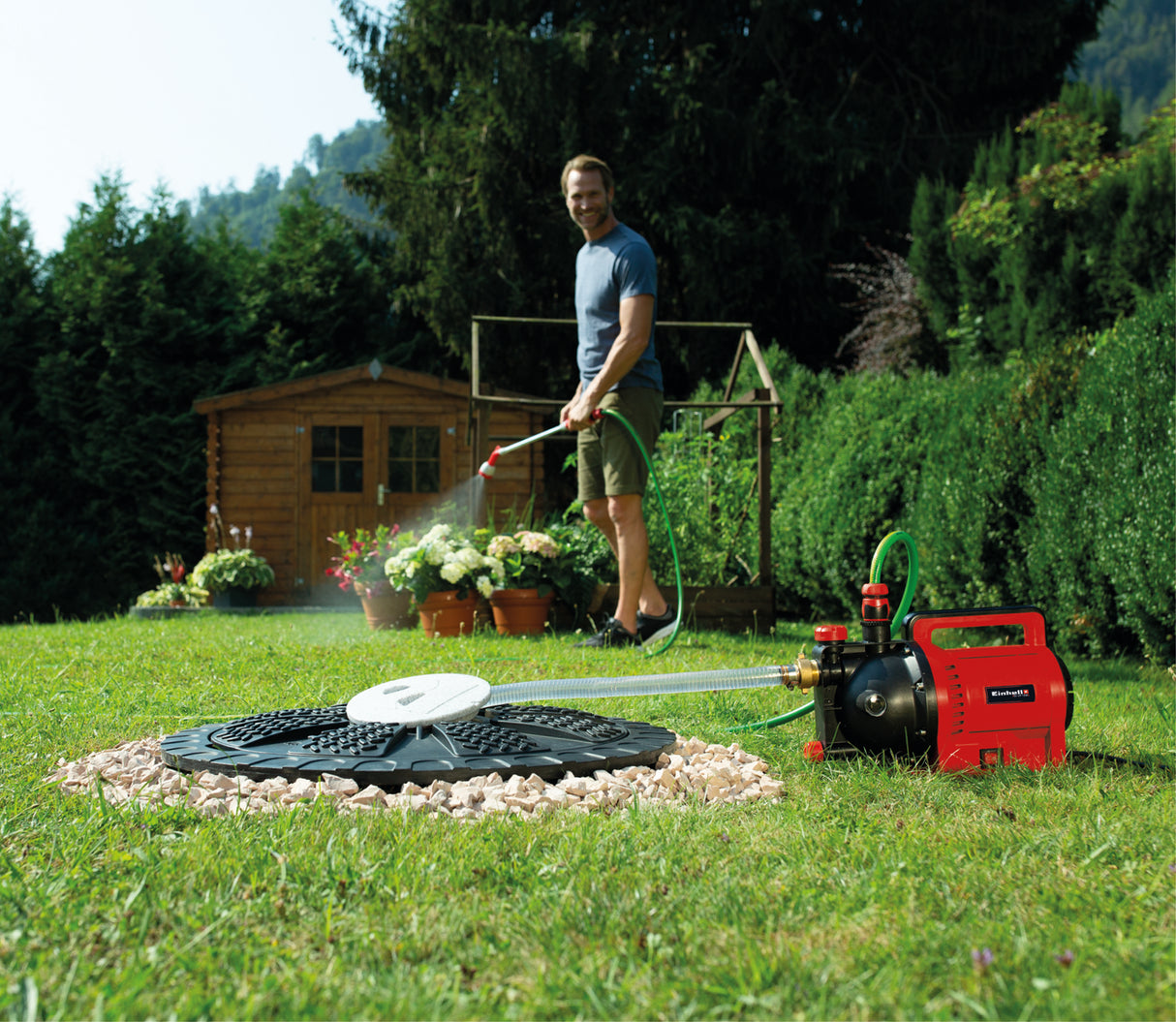 Pompa de gradina Einhell GC-GP 1045, 1.050 W, indicator nivel apa, orificiu de umplere cu apa, protectie la inghet datorita surubului de scurgere a apei, comutator termostatic, comutator pornit/oprit