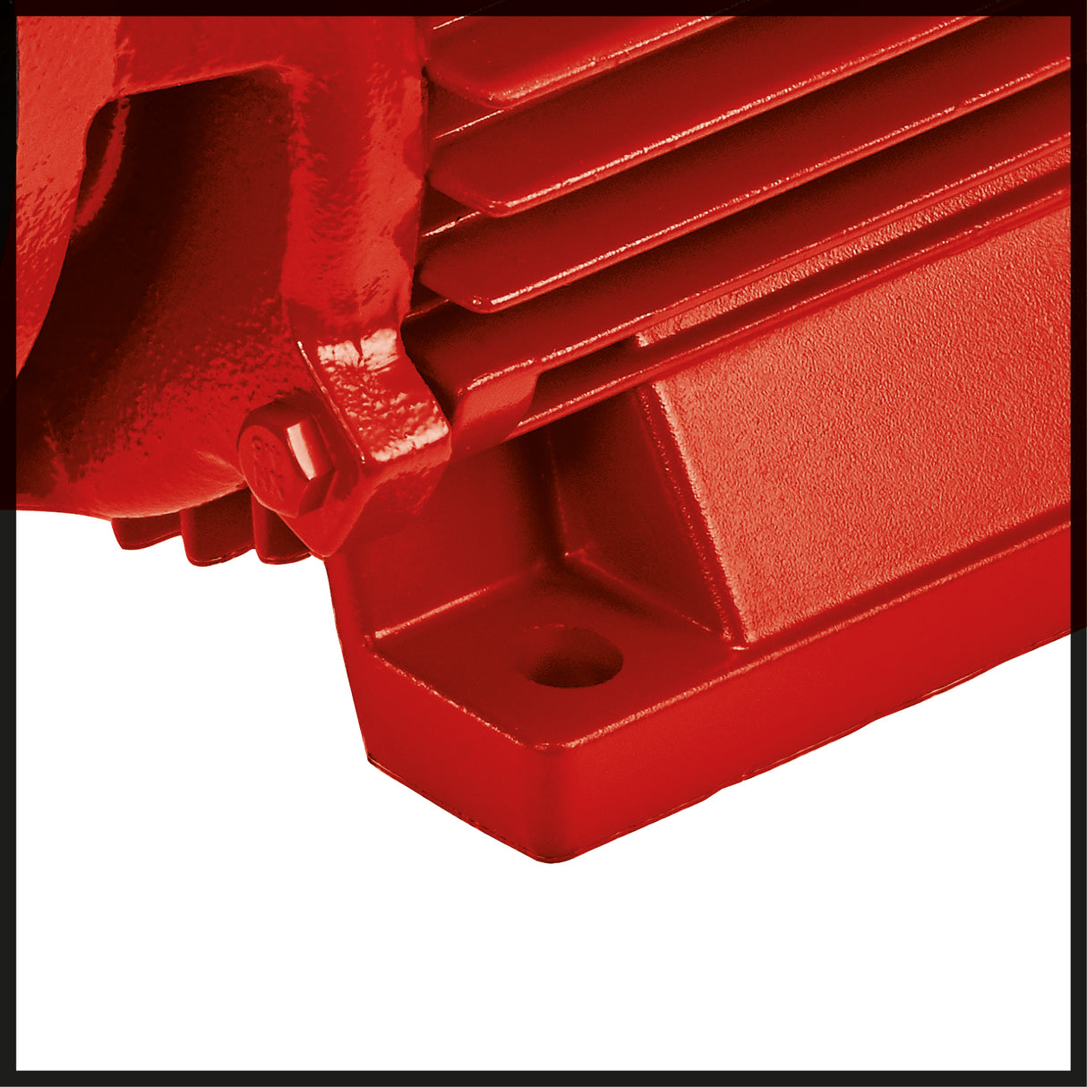 Pompa periferica Einhell GC-TP 4622, 460 W, 3,7 bar, carcasa robusta, intrerupator termostatic, surub de aerisire, picior de pompa robust, filet metalic la conectorul de aspiratie-presiune