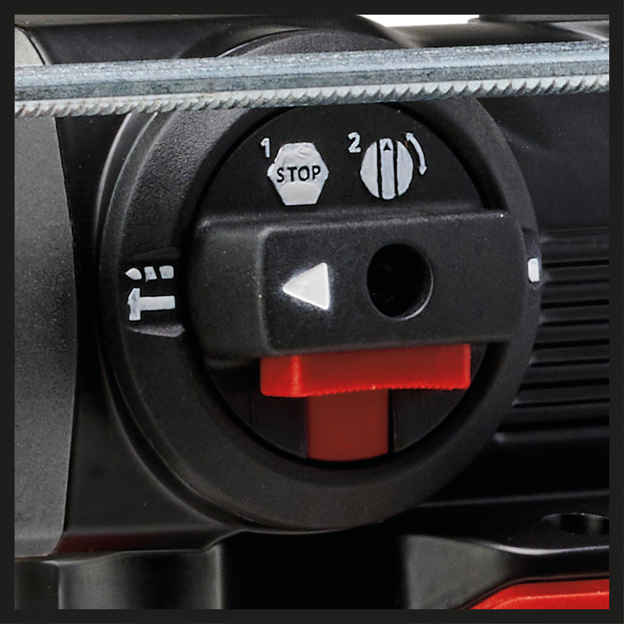 Einhell TC-RH 28 3F fúrókalapács, 950 W, 3,5 J, pneumatikus ütőszerkezet, SDS-Plus, mélységhatároló, fúrás/ütvefúrás/vésés forgásgátlóval, zsákkal együtt