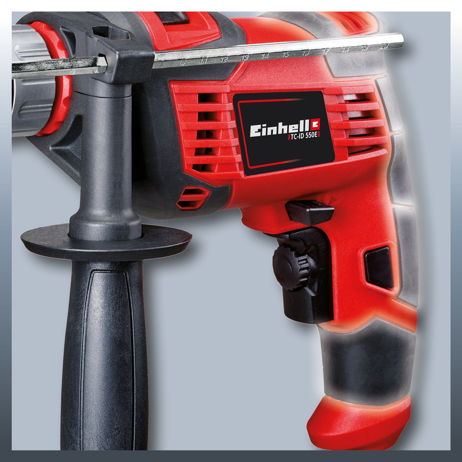 Einhell TC-ID 550 E ütvefúró, 550 W, elektronikus fordulatszám-szabályozás, fordulatszám-előválasztás, mindkét irányú forgás, fém mélységütköző, pótfogantyú