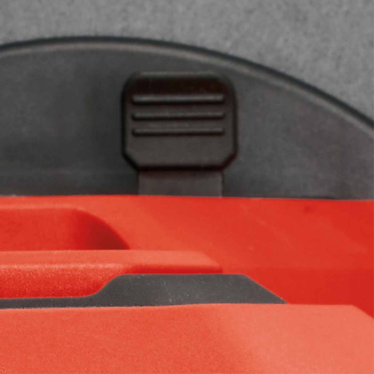 Slefuitor profesional pentru rigips fara fir Einhell TP-DWS 18/225 Li BL Solo Power X-Change (18 V, motor fara perii, incl. 6 x hartii abrazive Ø 225 mm si 1 x disc abraziv de plasa, fara acumulator)