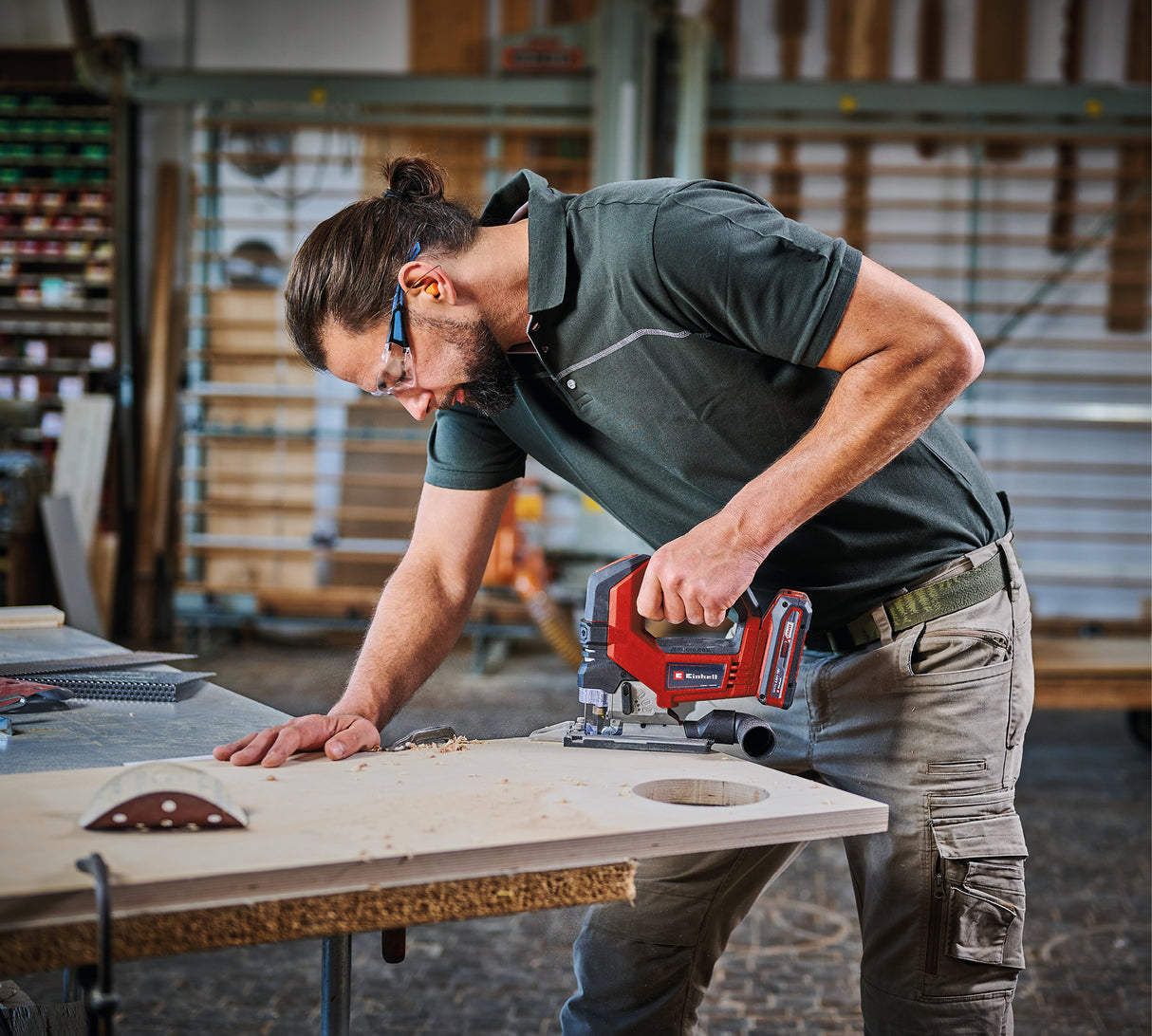 Einhell Professional TP-JS 18/135 Li BL Power X-Change akkus szúrófűrész (18 V, vágási mélység 135 mm fában, löketmagasság 26 mm, kefe nélküli motor, pengével együtt, akkumulátor nélkül)