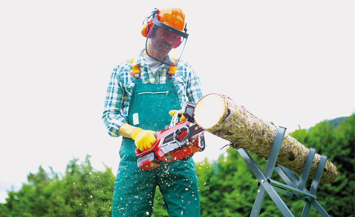 Drujba electrica / Fierastrau cu lant pe acumulator Einhell GE-LC 18/25 Li-Solo Power X-Change (18 V, lungime de taiere 23 cm, viteza lant 4,5 m/secunda, lubrifiere automata a lantului, tensionare lant fara unelte, fara acumulator