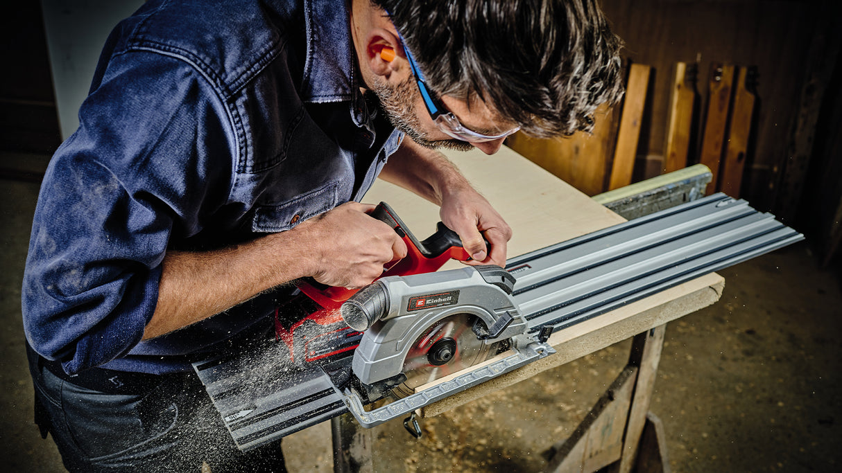 Eredeti Einhell vezetősín alumíniumból, kézi körfűrészek tartozékai, Einhell kézi körfűrészekhez és merülőfűrészekhez alkalmas, 2 x 1000 mm, egyenes és szögvágásokhoz