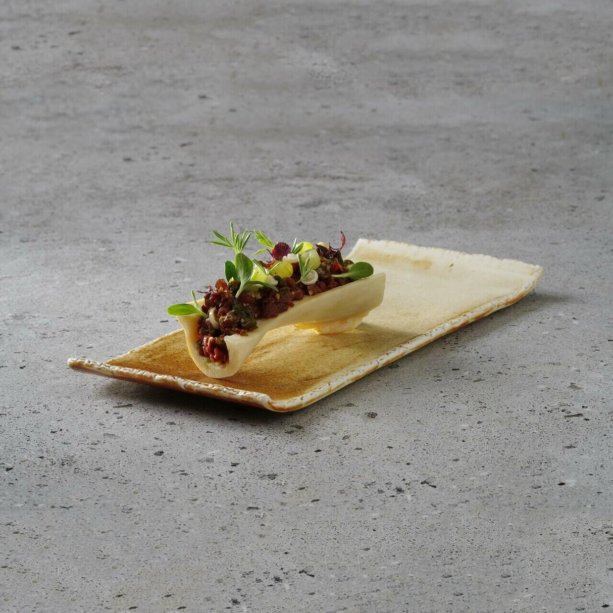 Farfurie dreptunghiulară Constancy, 340x150 mm Fine Dine