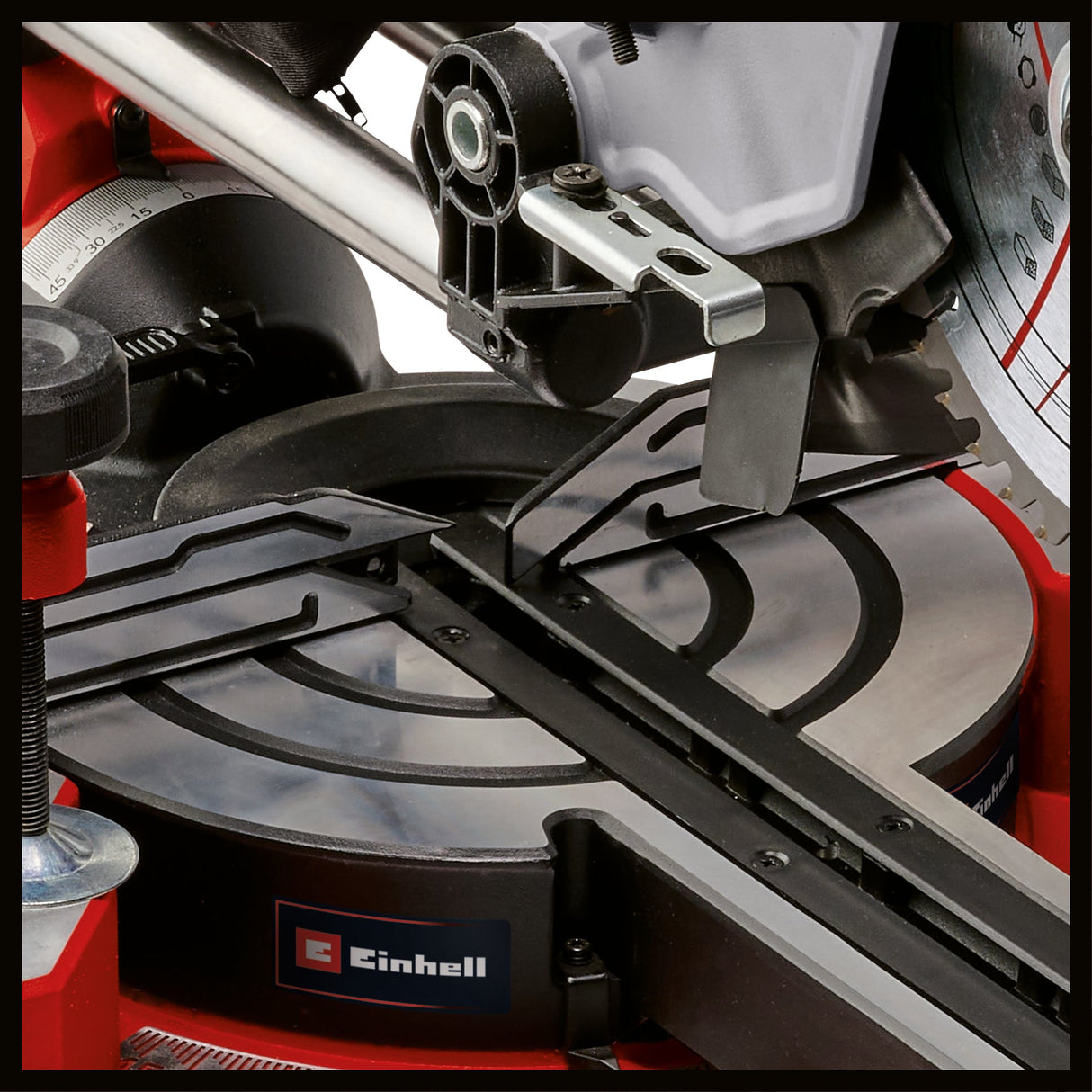 Fierastrau circular Einhell TE - SM 8 L Dual, 1800 W, lama de Fierastrau Ø 216 mm, latime de taiere 305 mm, adancime de taiere 65 mm, laser cu linie de taiere, inclinare a capului Fierastraului pe ambele parti Einhell - scule electrice si unelte profesionale - BricoMart