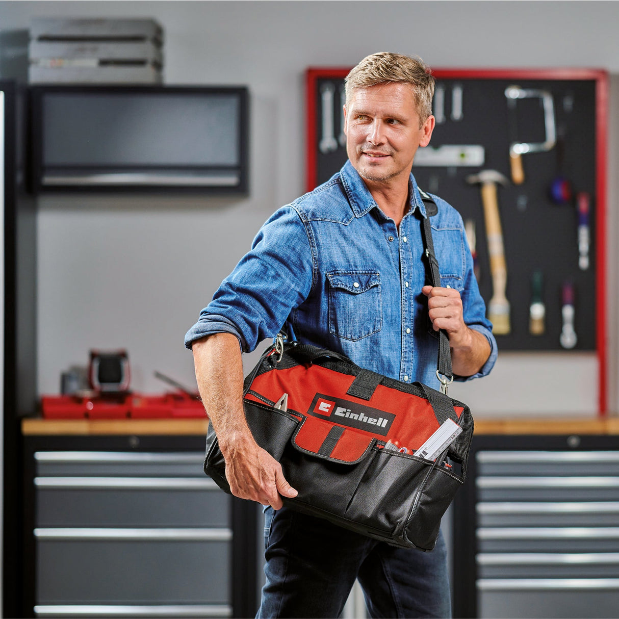 Geanta Einhell 45/29 (pentru scule si accesorii, durabila cu baza intarita, curea de transport, maner de transport, diverse buzunare si compartimente Einhell - scule electrice si unelte profesionale - BricoMart