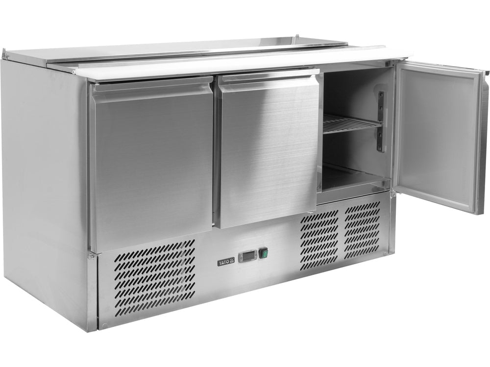 MASA RECE PENTRU SALATE, 3 USI + CAPAC, 368L Yato YG - 05290 - Lazi frigorifice pentru salate, 1365x700x876mm, 240 W, 240V Yato - scule electrice si unelte profesionale - BricoMart