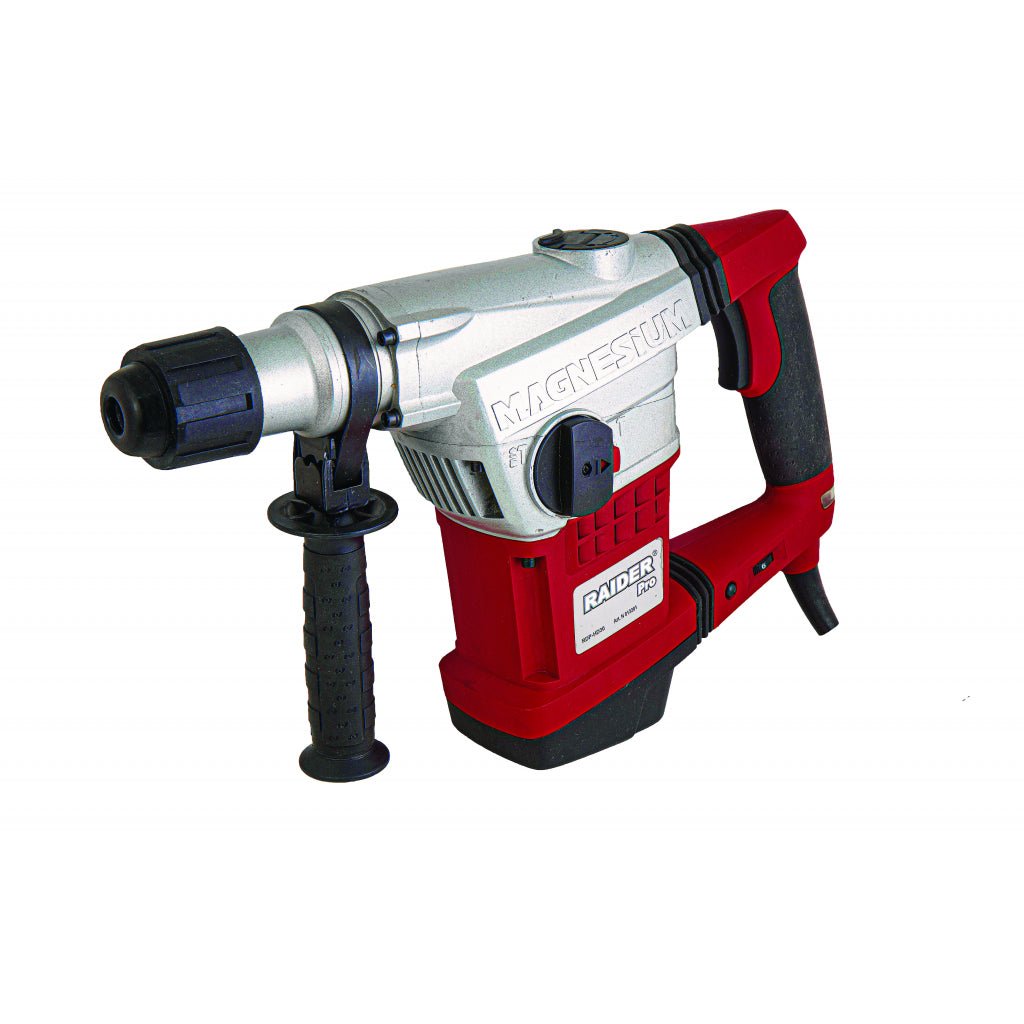 RAIDER Ciocan rotopercutor 1250W 40mm RDP - HD30 Comutator de functii Prindere SDS - Max Sistem anti - vibrații Indicator LED pentru tensiunea de rețea Viteza reglabila Mane Raider - scule electrice si unelte profesionale - BricoMart