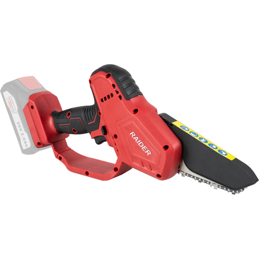 RAIDER R20 Fierastrau de gradina 100mm 1/4".043" 28 Solo RDP - GP20 Are un capac situat peste lantul de taiere, asigurand siguranta in timpul functionarii Sistem rapid și ușor de tensionar Raider - scule electrice si unelte profesionale - BricoMart
