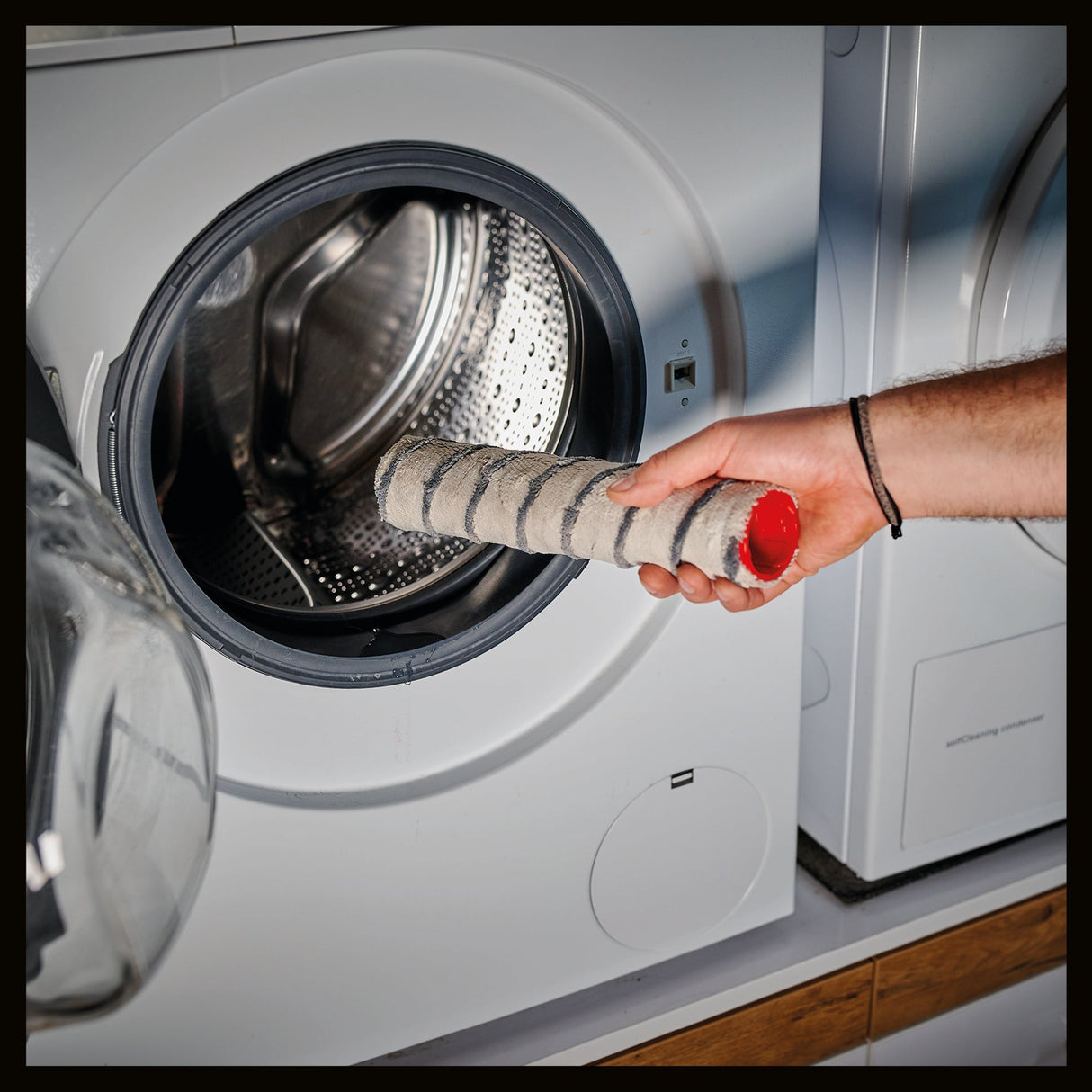 Rola cu perie originala Einhell pentru curatatorul de pardoseli dure (accesoriu pentru curatatorul de pardoseli dure fara cablu Einhell CLEANEXXO, lungime 29 cm, lavabil la masina, usor de schimbat) Einhell - scule electrice si unelte profesionale - BricoMart