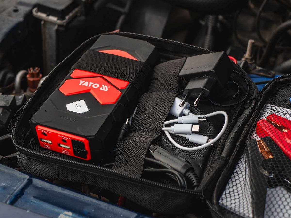 ACUMULATOR EXTERN, LI-PO YATO YT-83081 ,9000MAH, BOOSTER