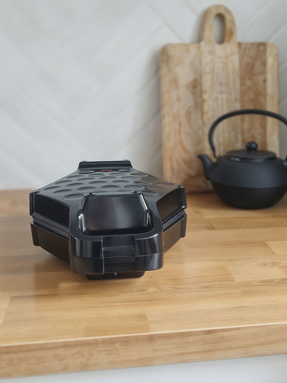 APARAT DE FACUT LUND 68014 WAFFLES 700W