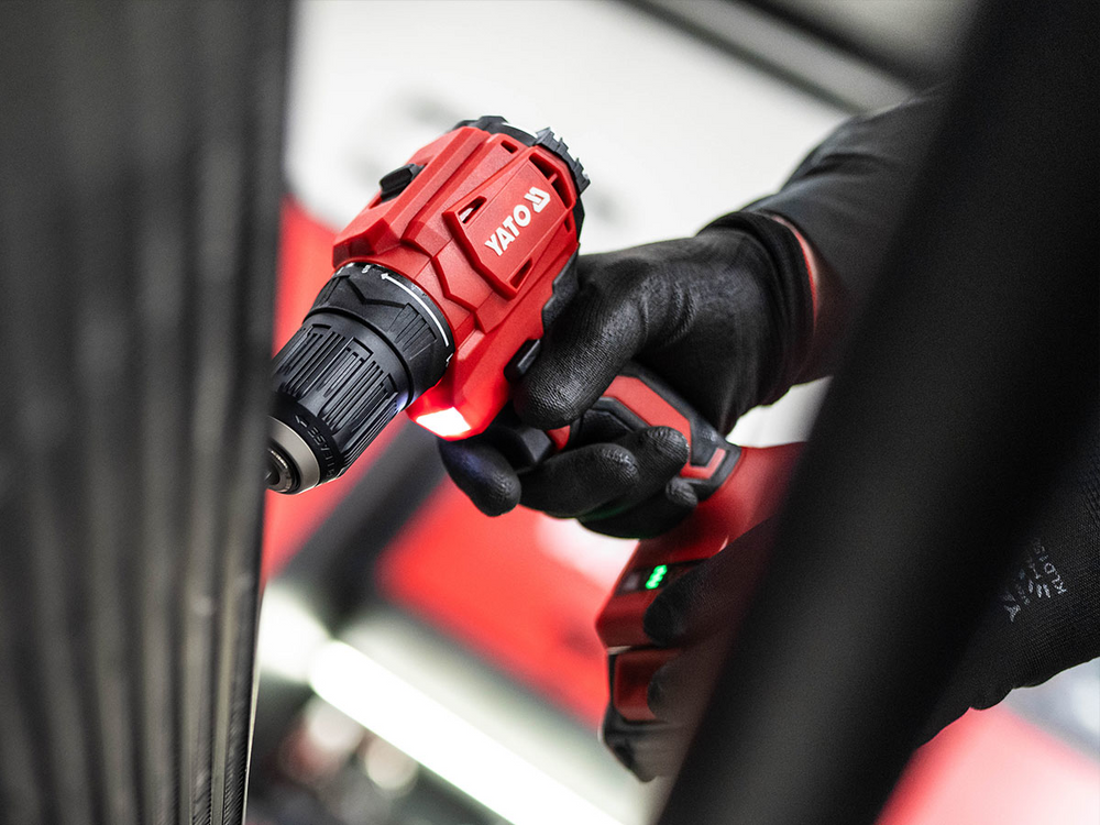 ÖNMETSZŐ 18V 45NM, YATO YT-827788 1X2AH