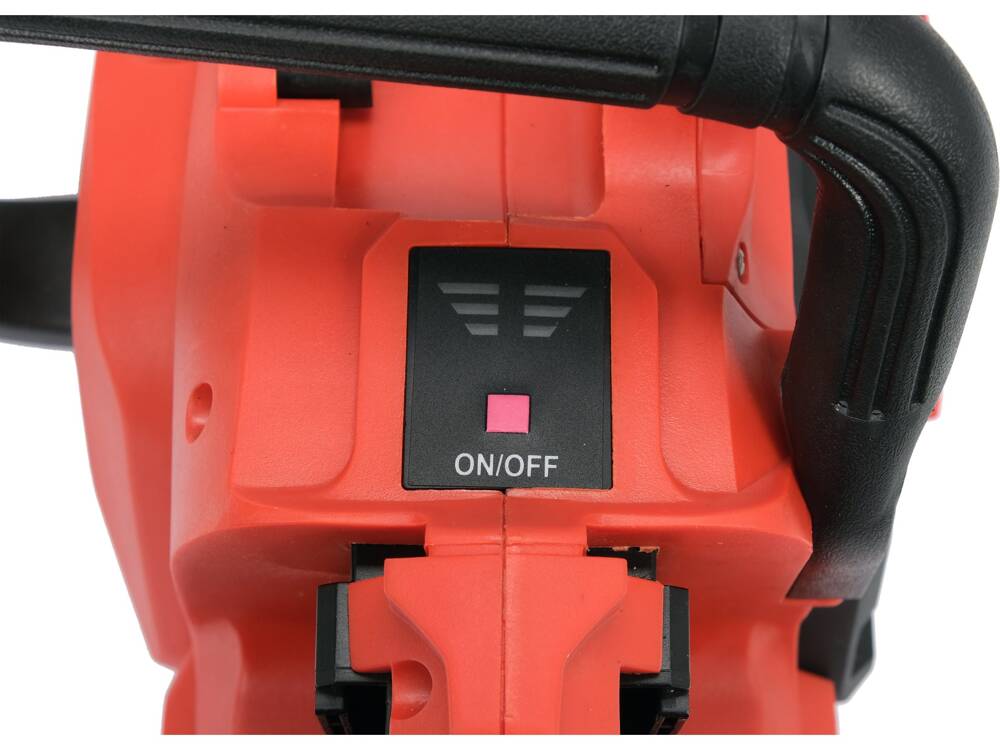 LÁNCFŰRÉSZ 16 2X18V, YATO YT-828132 AKKUMULÁTOR NÉLKÜL