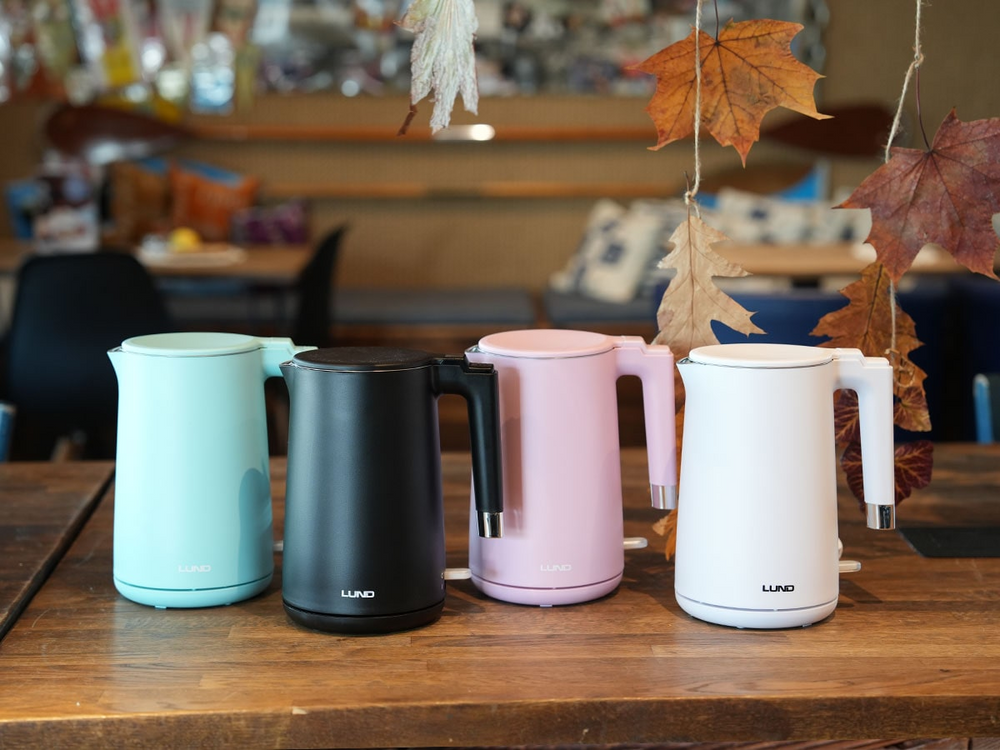 ELEKTROMOS VÍZFORRALÓ 1,5L LUND 68206 FEKETE, HŰVÖS TAPINTÁSÚ