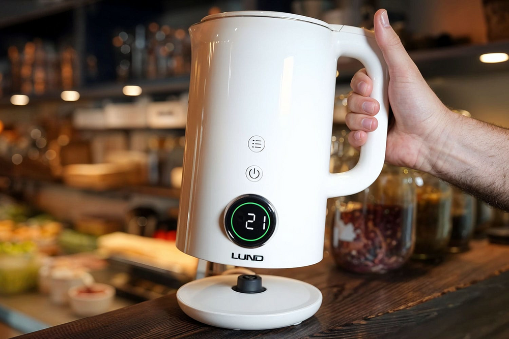 ELEKTROMOS VÍZFORRALÓ 1,7L, LUND 68223 HŐMÉRSÉKLET-SZABÁLYOZÓ, FEHÉR