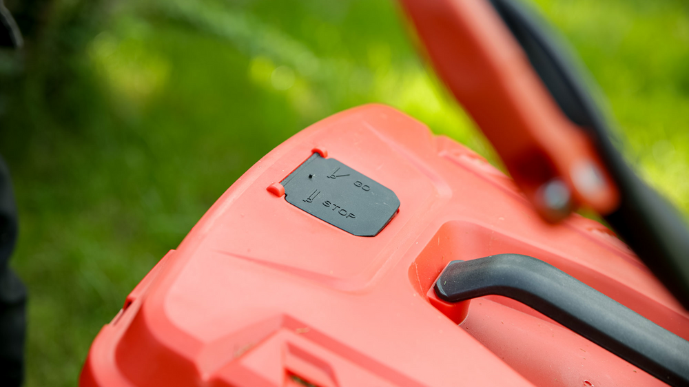 MASINA DE TUNS YATO YT-85223 IARBA 37CM 2X18V, FARA ACUMULATOR