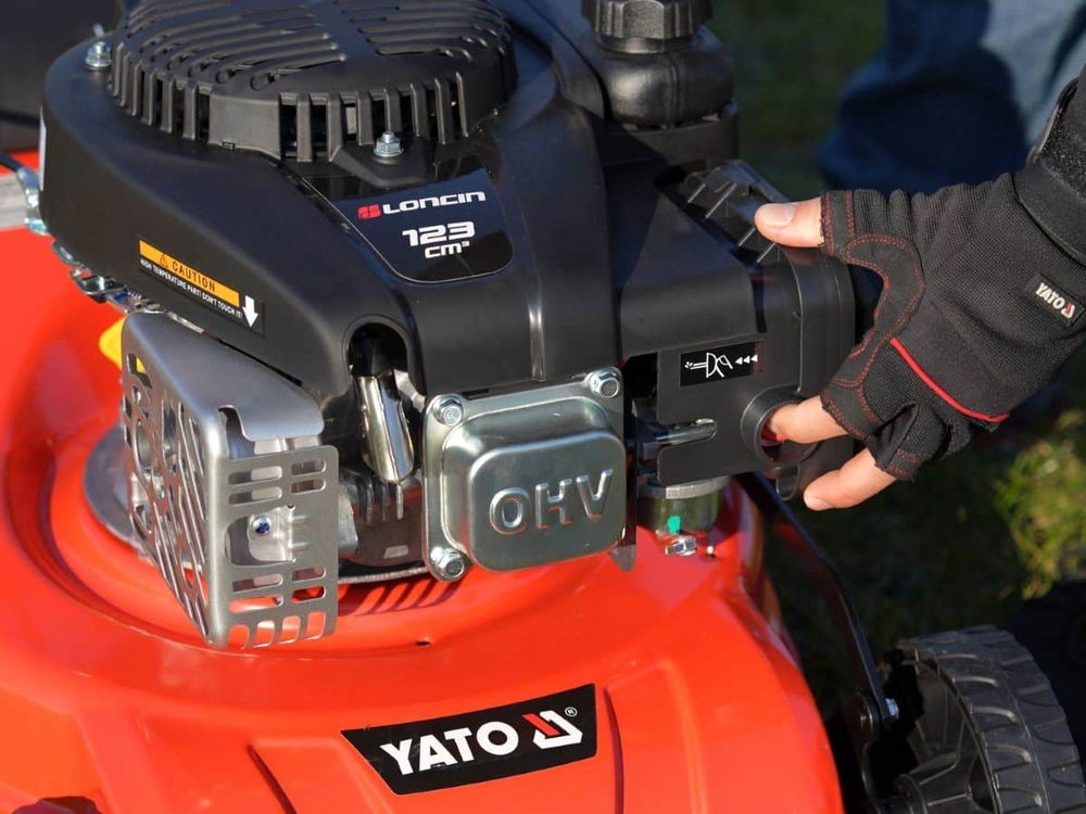 YATO YT-85520 FŰNYÍRÓ, BENZIN, 41CM