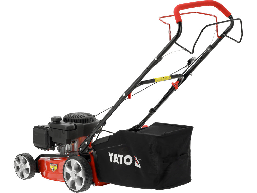 MASINA DE TUNS IARBA YATO YT-85521 , PE BENZINA, CU AUTOPROPULSIE, 41CM