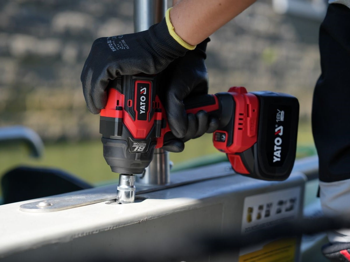 PISTOL DE IMPACT YATO YT-828072 18V 1/2 1200NM, FARA ACUMULATOR