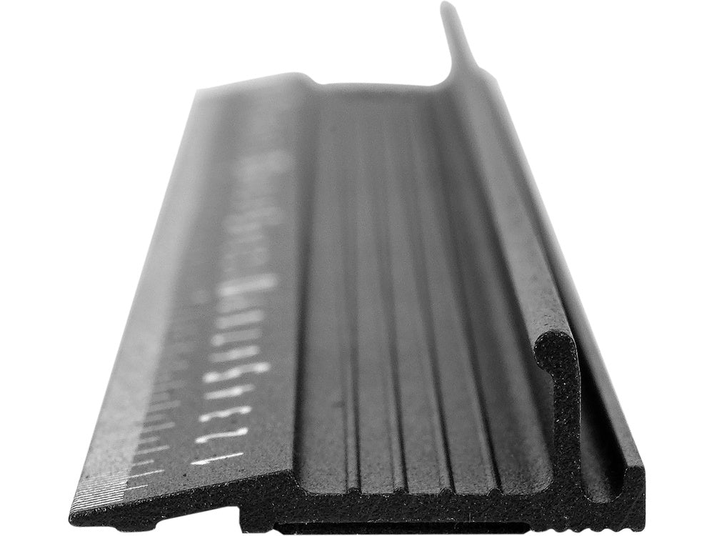 YATO YT-70727 ALUMÍNIUM VONALZÓ FOGANTYÚVAL, 450MM