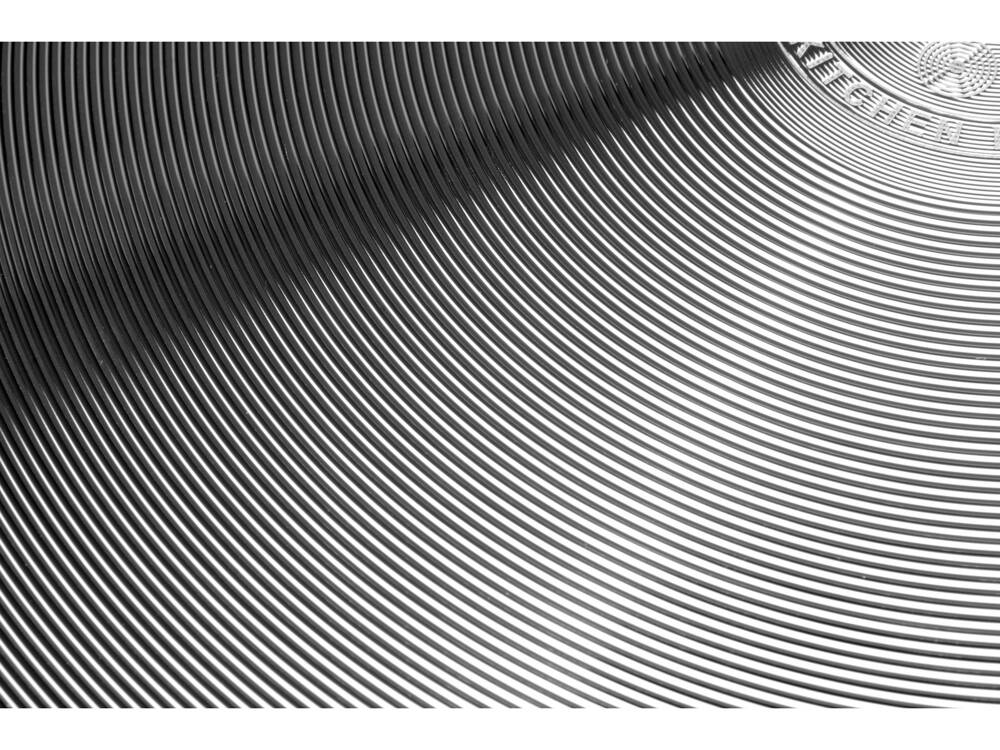 YATO YG-00131 PTFE BEVONATÚ ALUMÍNIUM SERPENYŐK, 24 CM