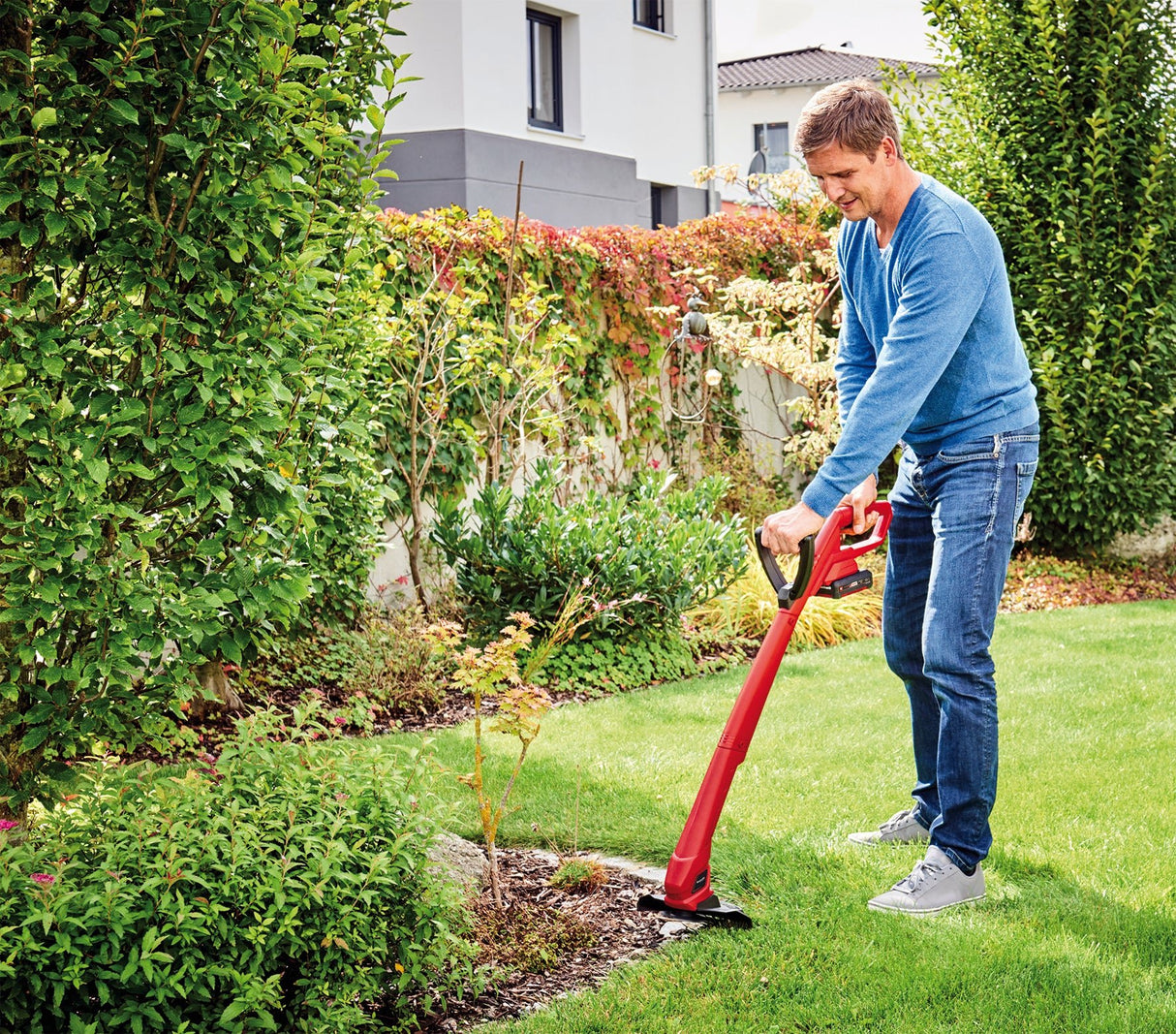 Trimmer de tuns iarba/gazon pe acumulator Einhell GC - CT 18/24 Li P - Solo Power X - Change (litiu - ion, 18 V, 8500 rpm, latime de taiere 24 cm, maner suplimentar, incl. 20 de lame din plastic, fara acumulator si incarcator Einhell - scule electrice si unelte profesionale - BricoMart