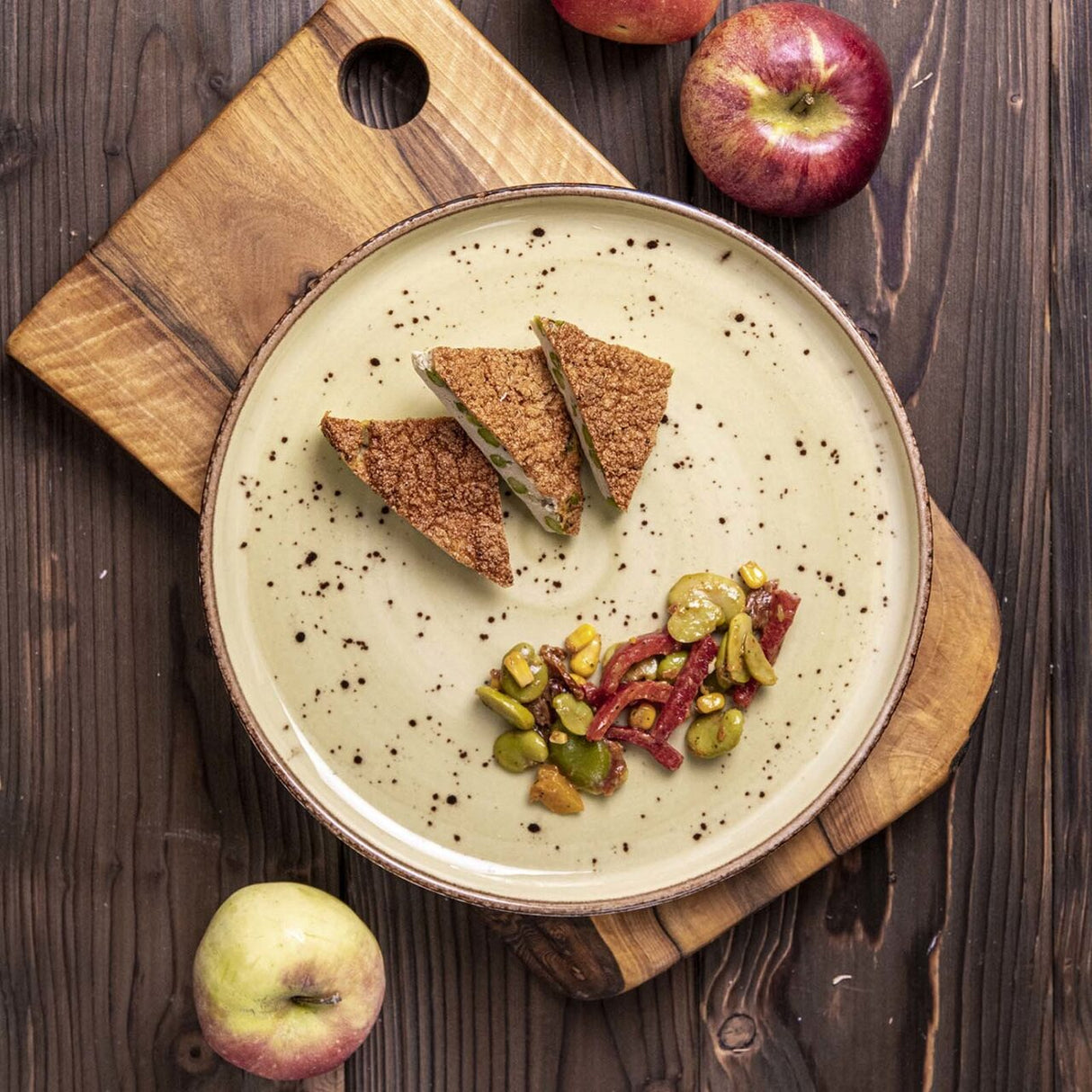 Farfurie cu margine inalta Olive, 210 mm Fine Dine