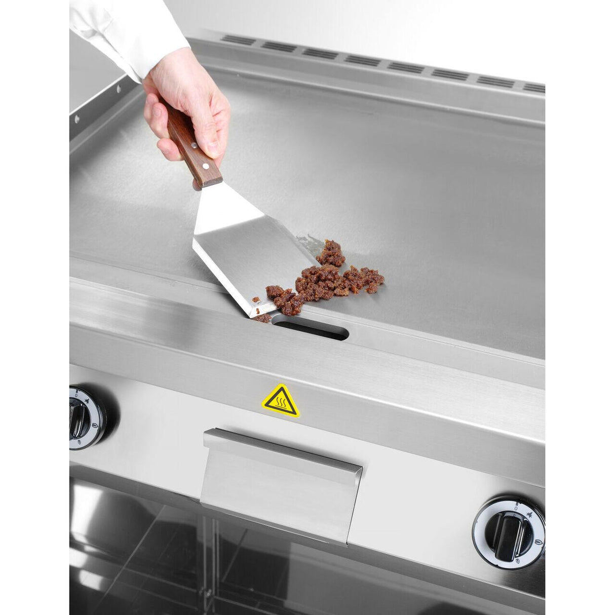 Plita gratar pe gaz 700, HENDI, Kitchen Line, 2 zone de incalzire, fiecare cu 3 arzatoare, putere totala 10kW, 10kW, 800x700x(H)900mm