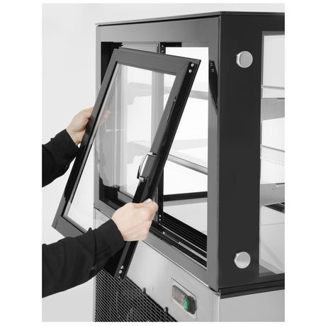 Vitrina frigorifica de prezentare interval temp. 2/6°C, corp inox, 610 litri, 500 W ARKTIC by Hendi, 1815x675x(H)1210 mm