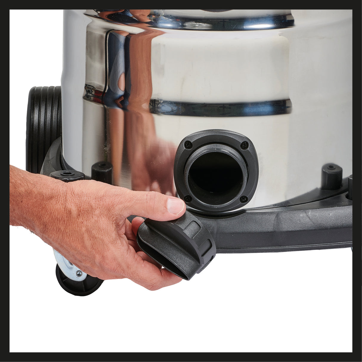 Aspirator umed/uscat Einhell TE-VC 2230 SACL, 1.400 W, 220 mbar, raza de operare 8 m, filtru plisat HEPA inclusiv sistem de curatare a filtrului, recipient de 30 l, clasa de protectie la praf L, priza automata de 2.000 W