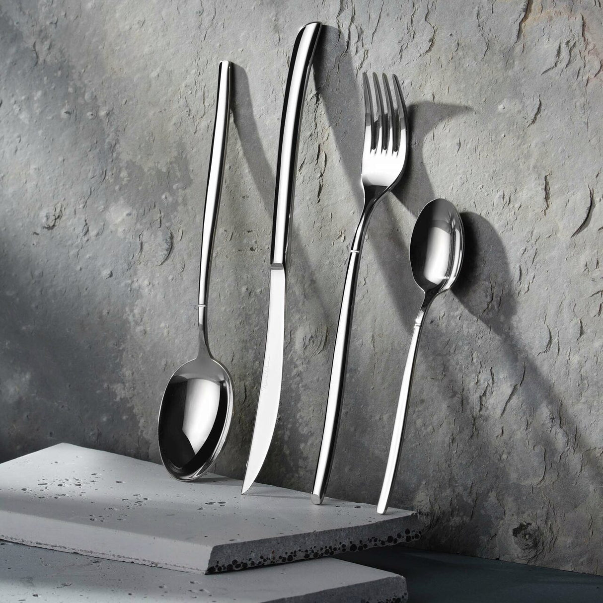 Cuțit de masă Torino, OVE, 237 mm