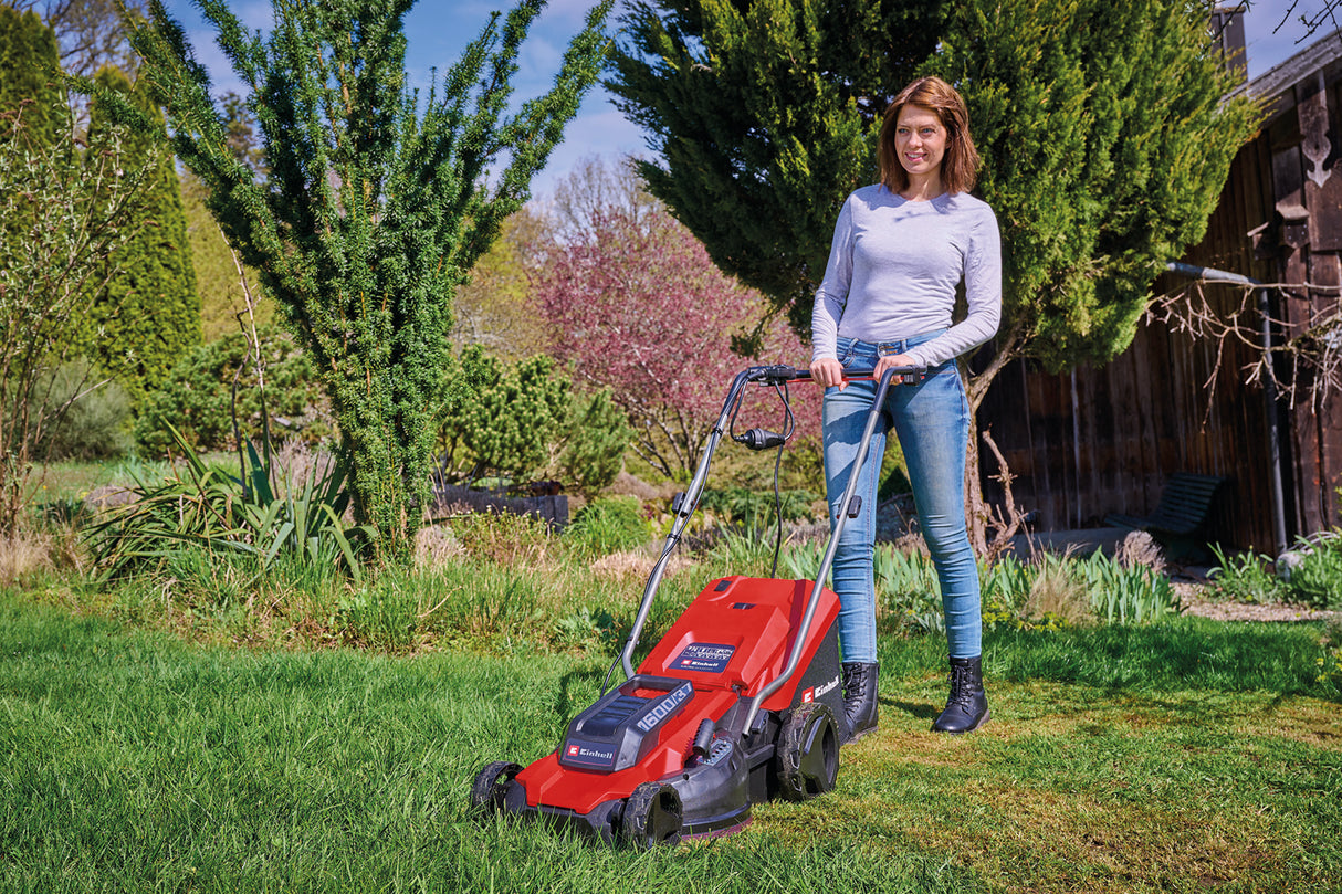 Einhell GC-EM 1600/37 elektromos fűnyíró (1600W, 37 cm vágási szélesség, akár 700 m², 38 l fűgyűjtő, központi vágási magasságállítás 20-60 mm vágási magassággal)