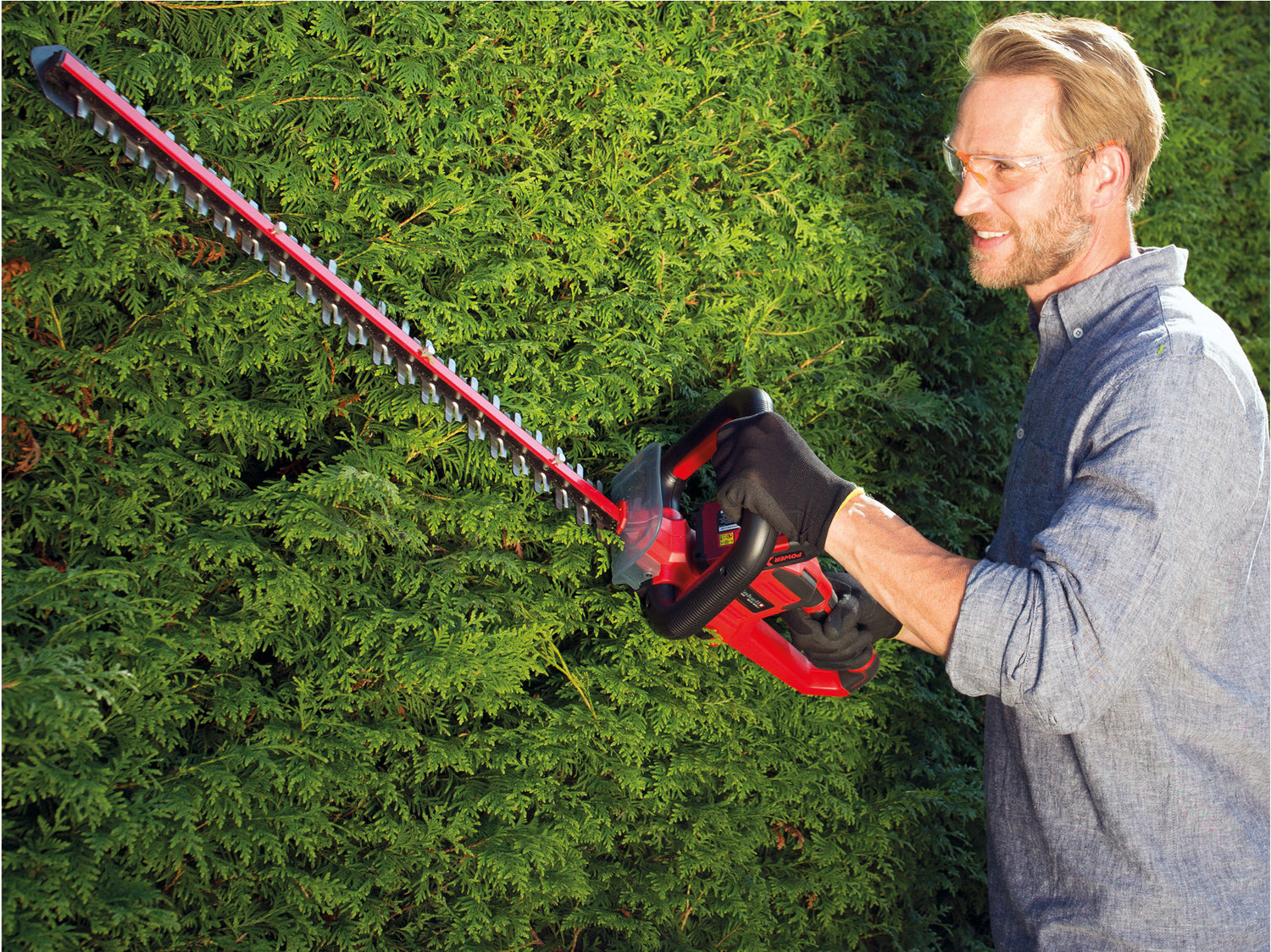Einhell GE-CH 18/60 Li-Solo Power X-Change akkus sövényvágó (18 V, vágási hossz 60 cm, fogtávolság 22 mm, forgó fogantyú, törmelékgyűjtővel együtt, akkumulátor nélkül)