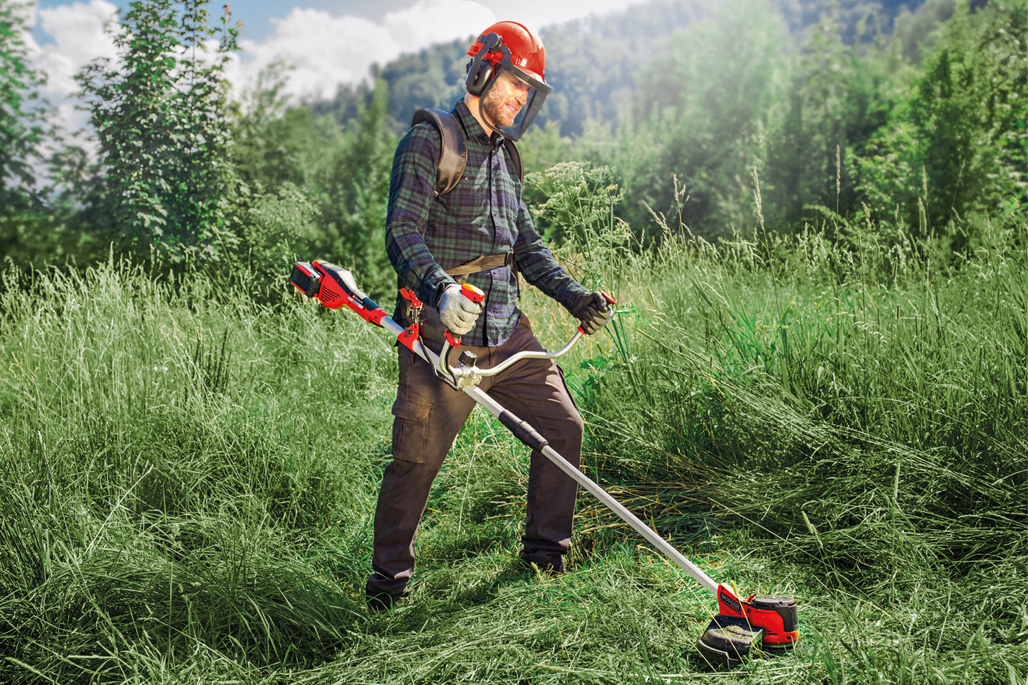 Einhell AGILLO 36/255 BL akkus fűnyíró készlet Power X-Change (36 V, kefe nélküli motor, automatikus menetelő, 3 fogú penge, kerékpár fogantyú, 2x 3.0 Ah akkumulátorral és töltővel) 