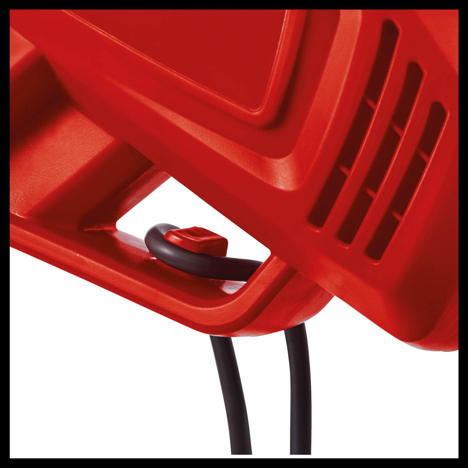 Einhell GC-EL 3024 E elektromos lombporszívó (szívó/fúvás funkció, 75 mm átmérőjű szívócső, 650 m³/h szívóteljesítmény, aprító funkció, aprítási arány 10:1, fúvássebesség 240 km/h, 40 l-es gyűjtőzsák)