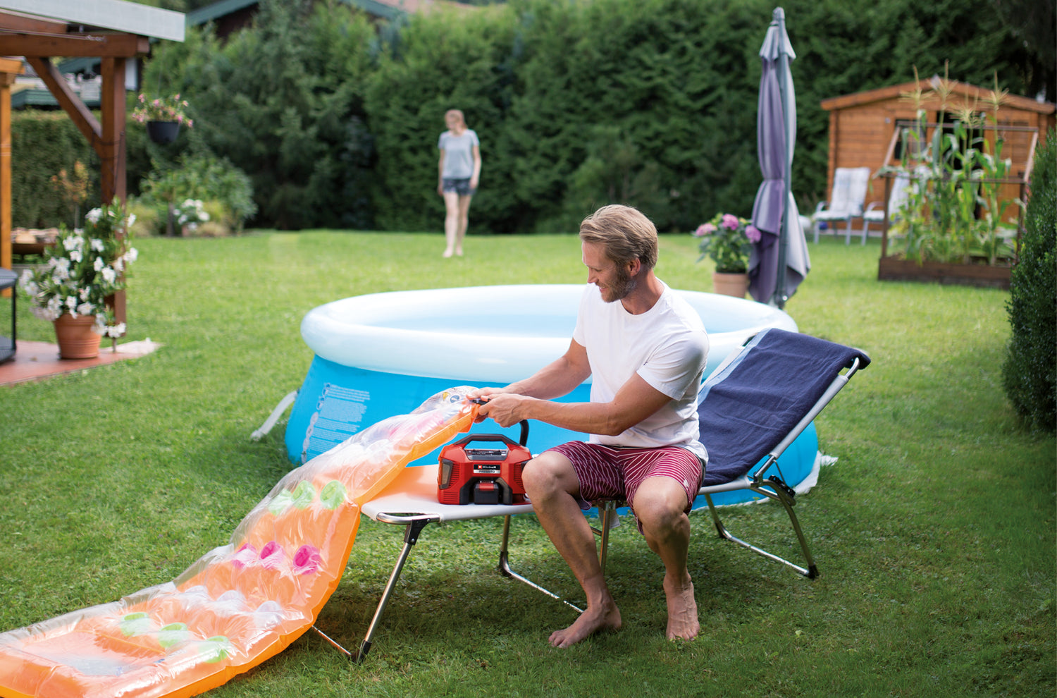 Einhell PRESSITO 18/21 Power X-Change akkus kompresszor, Li-ion, 18 V, nagy- és kisnyomású szivattyú, digitális nyomáskijelző, automatikus kikapcsolás funkció, akkumulátor és töltő nélkül