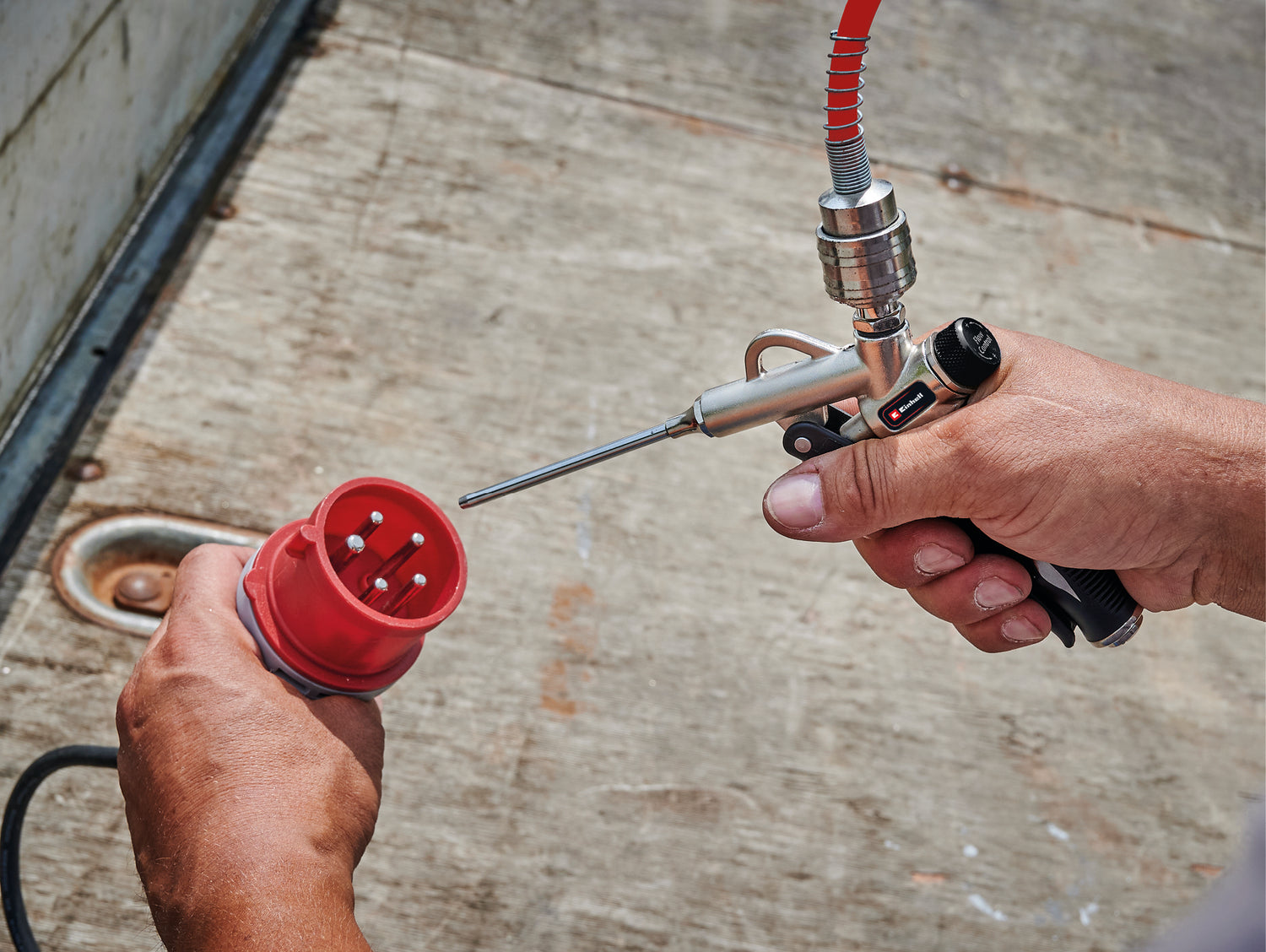 Pistol de suflat original Einhell cu 2 cai, ca accesoriu pentru compresor, potrivit pentru toate compresoarele Einhell cu cuplaj rapid, 2 conexiuni de aer, max. 8 bar