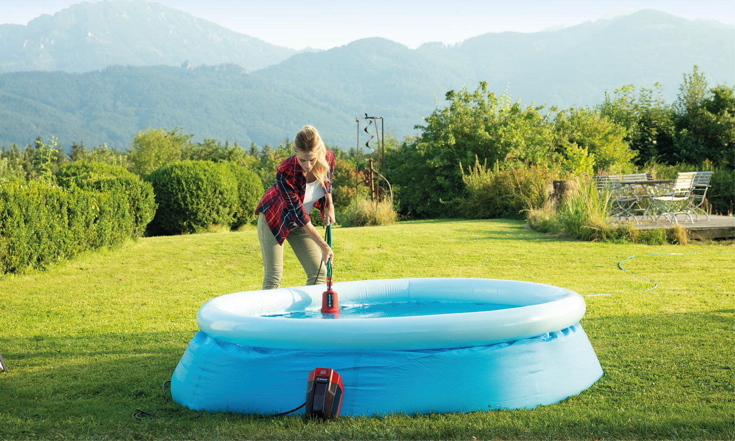 Einhell GE-SP 18 Li-Solo Power X-Change akkus tisztavíz-szivattyú (Li-ion, 18 V, maximális magasság akár 8 m, max. 5000 l/h, 5 m csatlakozókábel, akkumulátor és töltő nélkül)