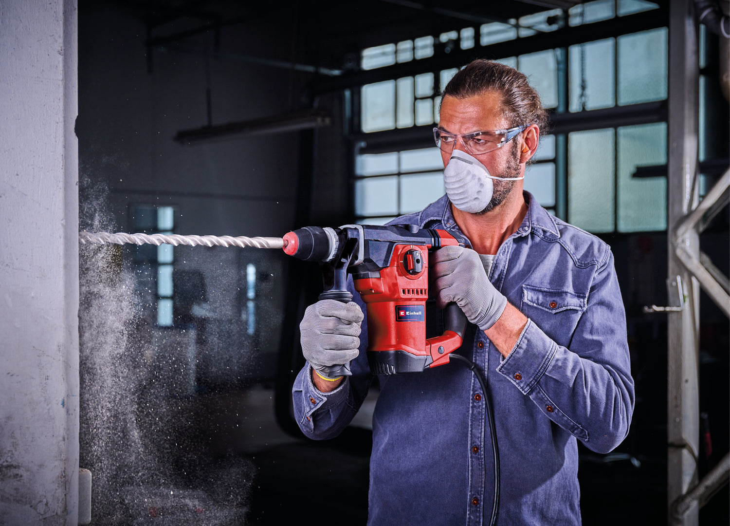 Ciocan rotopercutor Einhell TE-RH 32-1600 4F, 1.600 W, 4,5 J, gaurire/gaurire/daltuire cu percutie cu/fara fixare, mecanism pneumatic de impact, adaptor scule SDS-Plus, incl. geanta practica de depozitare