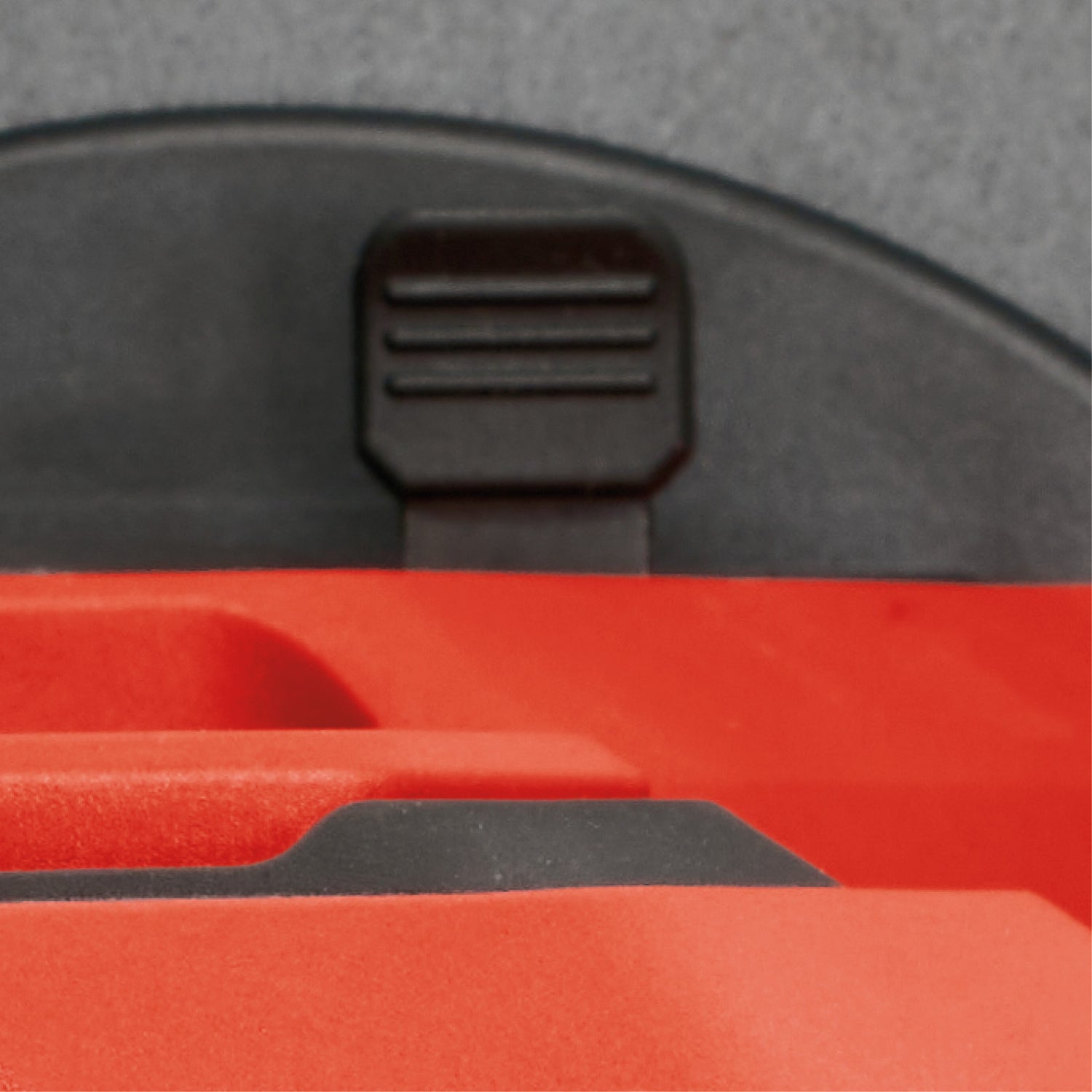 Slefuitor profesional pentru rigips fara fir Einhell TP-DWS 18/225 Li BL Solo Power X-Change (18 V, motor fara perii, incl. 6 x hartii abrazive Ø 225 mm si 1 x disc abraziv de plasa, fara acumulator)