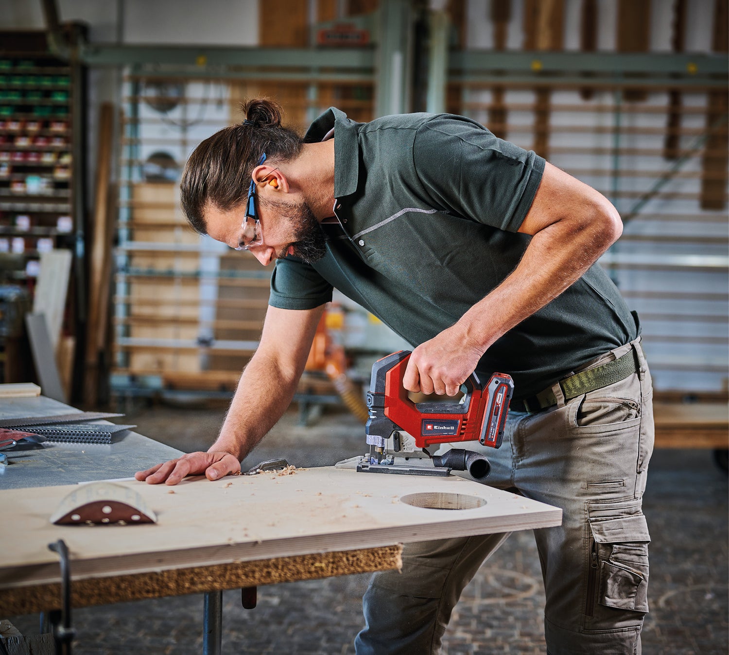 Einhell Professional TP-JS 18/135 Li BL Power X-Change akkus szúrófűrész (18 V, vágási mélység 135 mm fában, löketmagasság 26 mm, kefe nélküli motor, pengével együtt, akkumulátor nélkül)