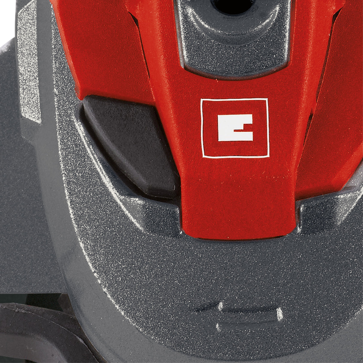 Einhell TE-AG 125/750 sarokcsiszoló, 750 W, gyorsan állítható tárcsavédő, tengelyreteszelés, alacsony rezgésszintű működés, újraindítás elleni védelem, biztonsági kapcsoló